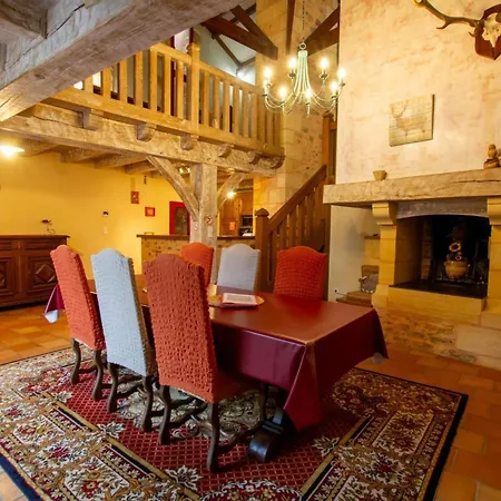 Feriehus Maison De Charme Avec Terrasse, 3 Chambres, Au Pied Du Chateau De Biron, Proche Monpazier - Fr-1-616-134 Biron (Dordogne)