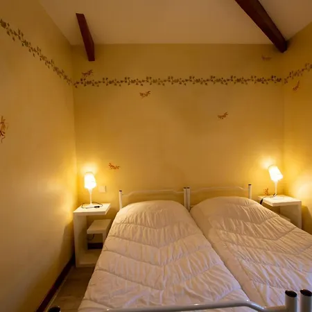 Maison De Charme Avec Terrasse, 3 Chambres, Au Pied Du Chateau De Biron, Proche Monpazier - Fr-1-616-134 *